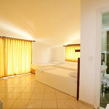 Gasthuis Hakan Aile 2*